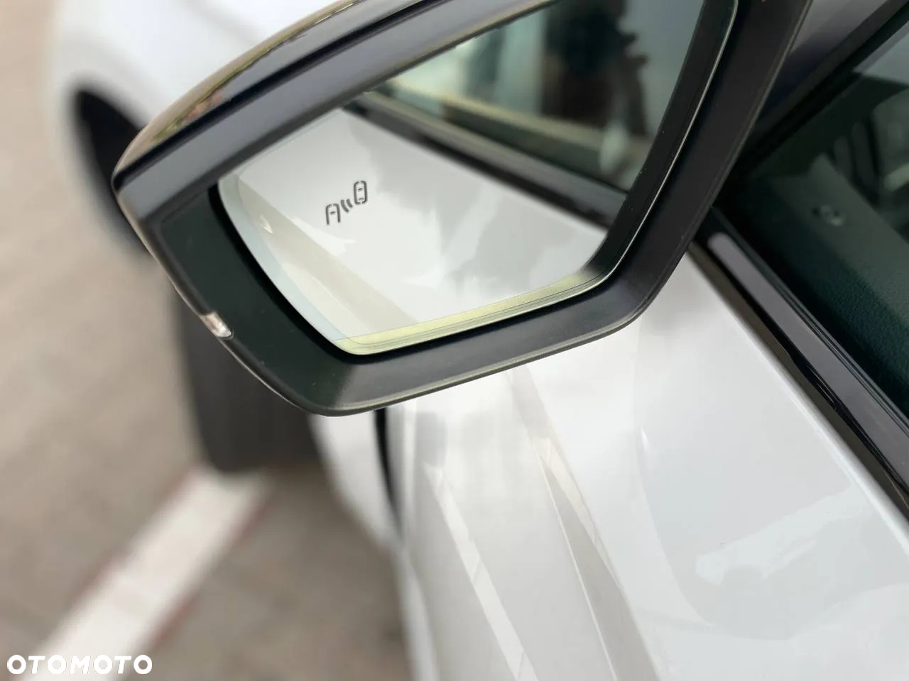 Skoda Superb Combi 2.0 TDI DSG Sportline - 10