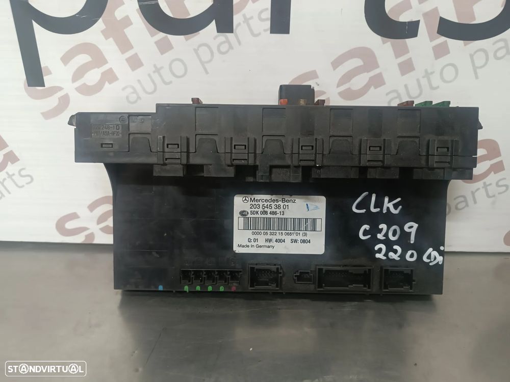 CAIXA DE FUSIVEIS / SAM MERCEDES W203 C220CDI REF. 2035453801 - 2