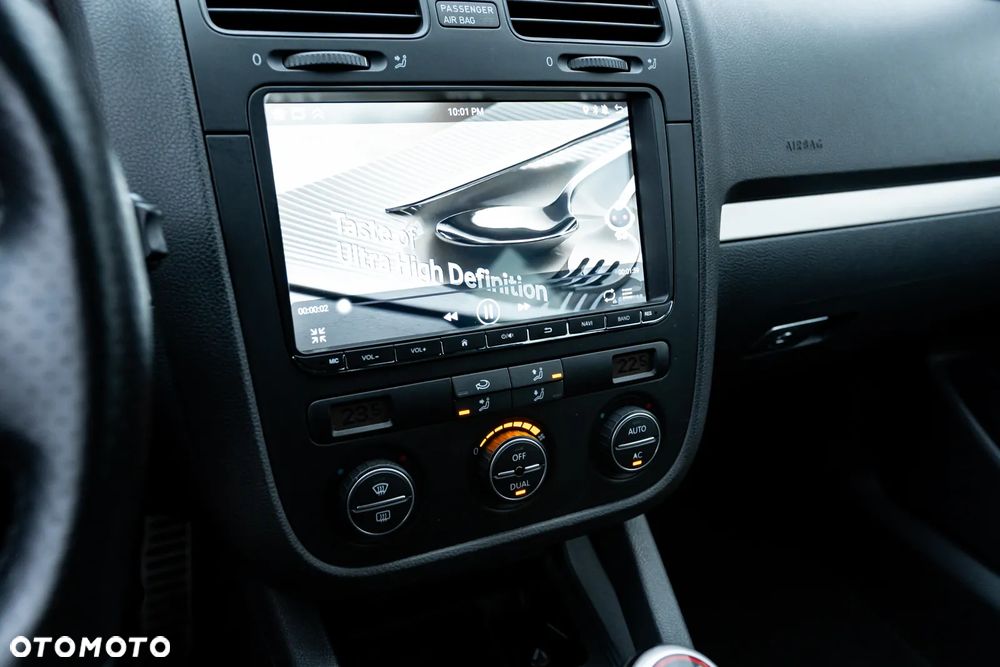 Volkswagen Golf 2.0 GTI - 38