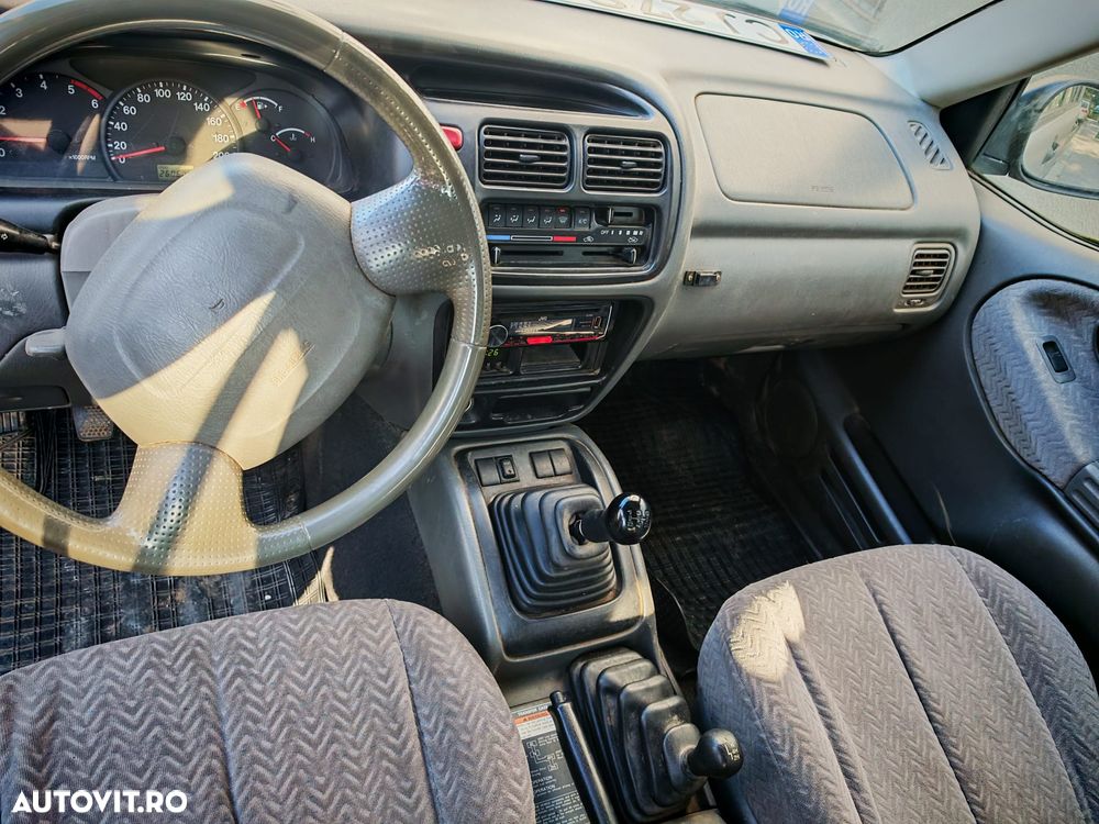 Suzuki Grand Vitara 2.0 TD A/C - 7