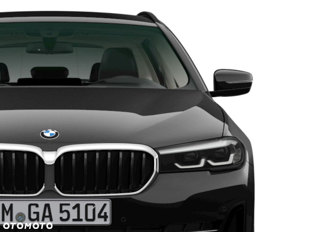 BMW Seria 5 520d xDrive MHEV Sport Line sport - 5