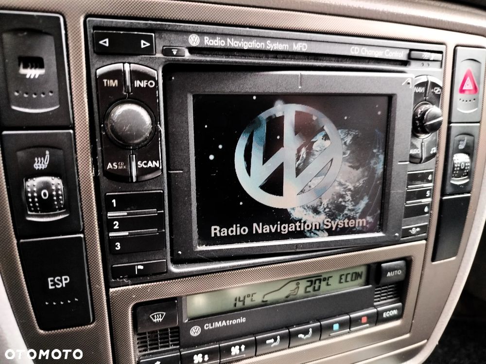 Volkswagen Passat - 8
