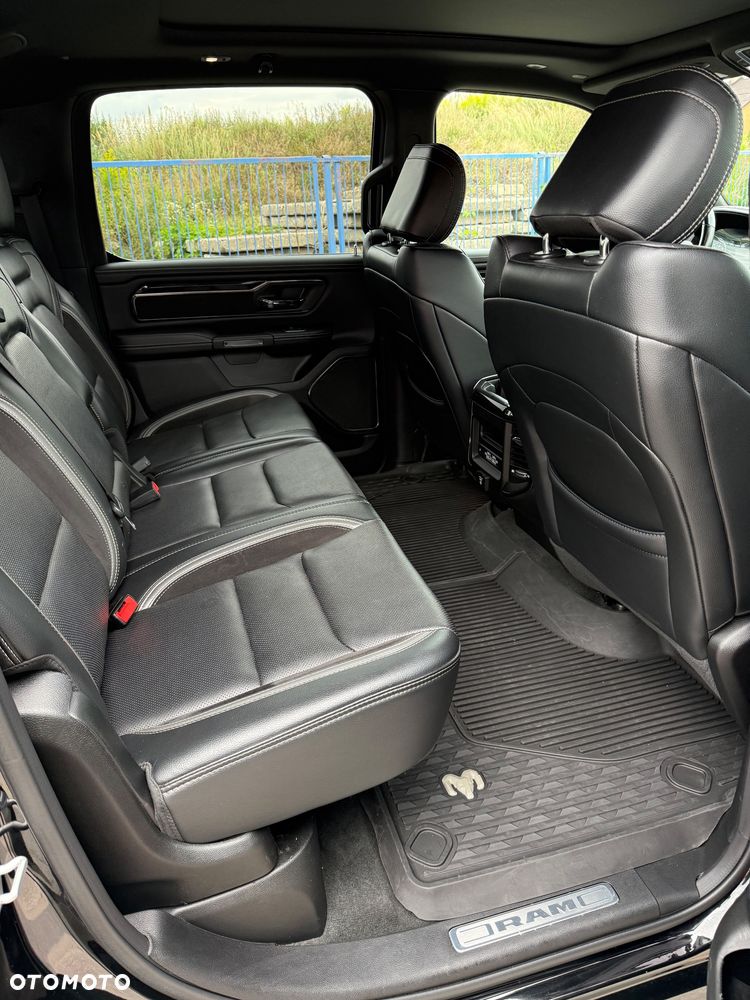 Dodge RAM 5.7 4x4 - 22
