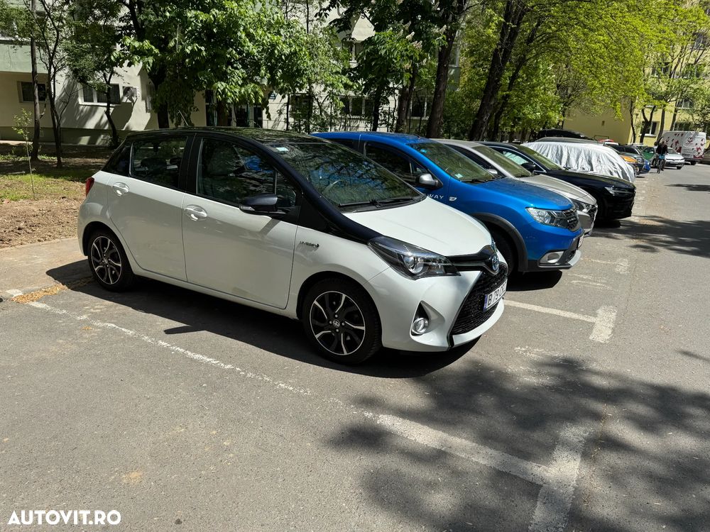 Toyota Yaris - 1
