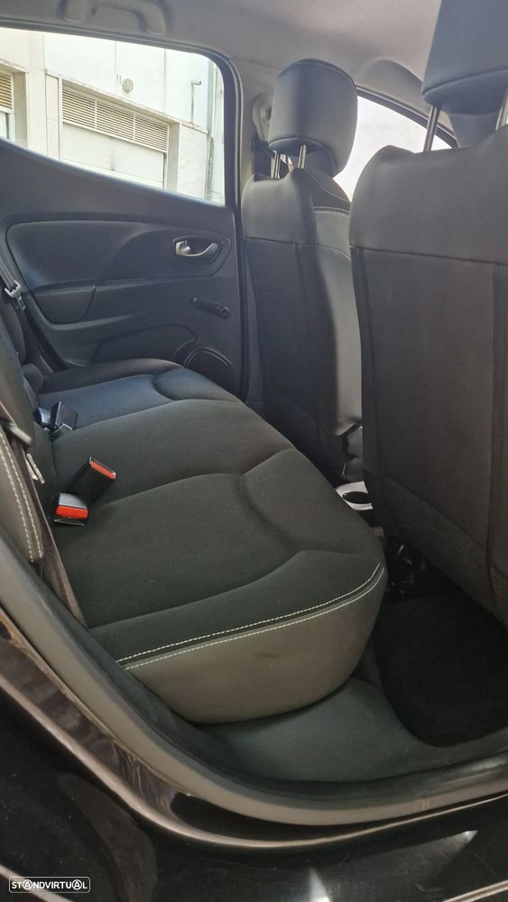 Renault Clio 1.5 dCi Dynamique S - 5