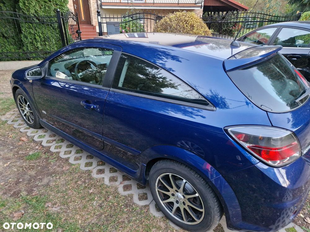 Opel Astra III GTC 1.6 Limited - 13