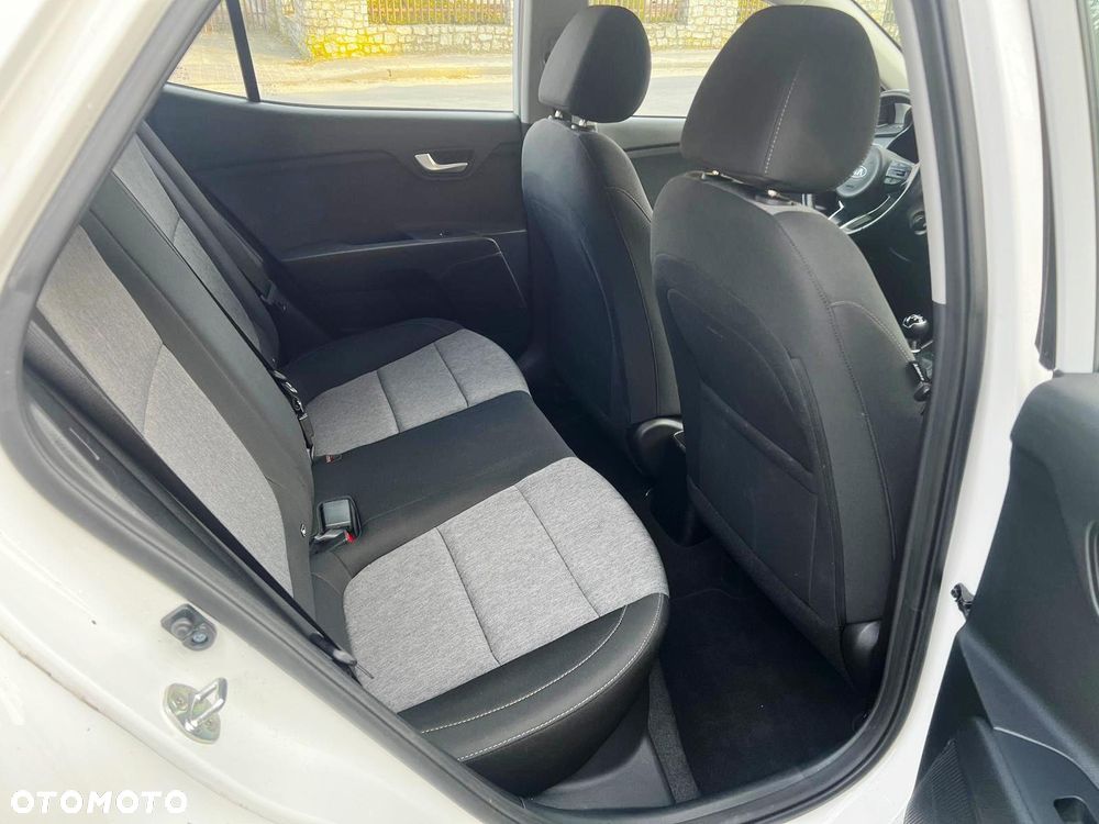 Kia Stonic 1.2 Spirit - 12