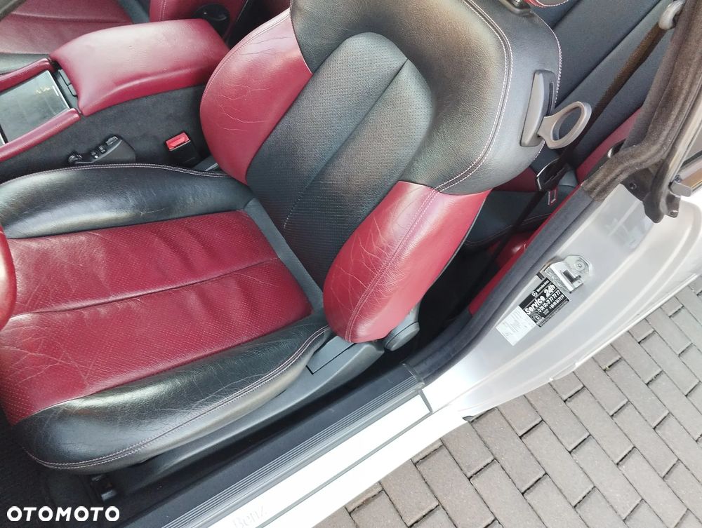 Mercedes-Benz CLK - 24