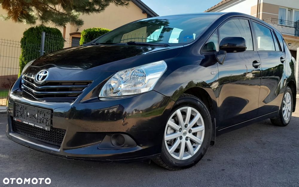 Toyota Corolla Verso 1.6 - 13