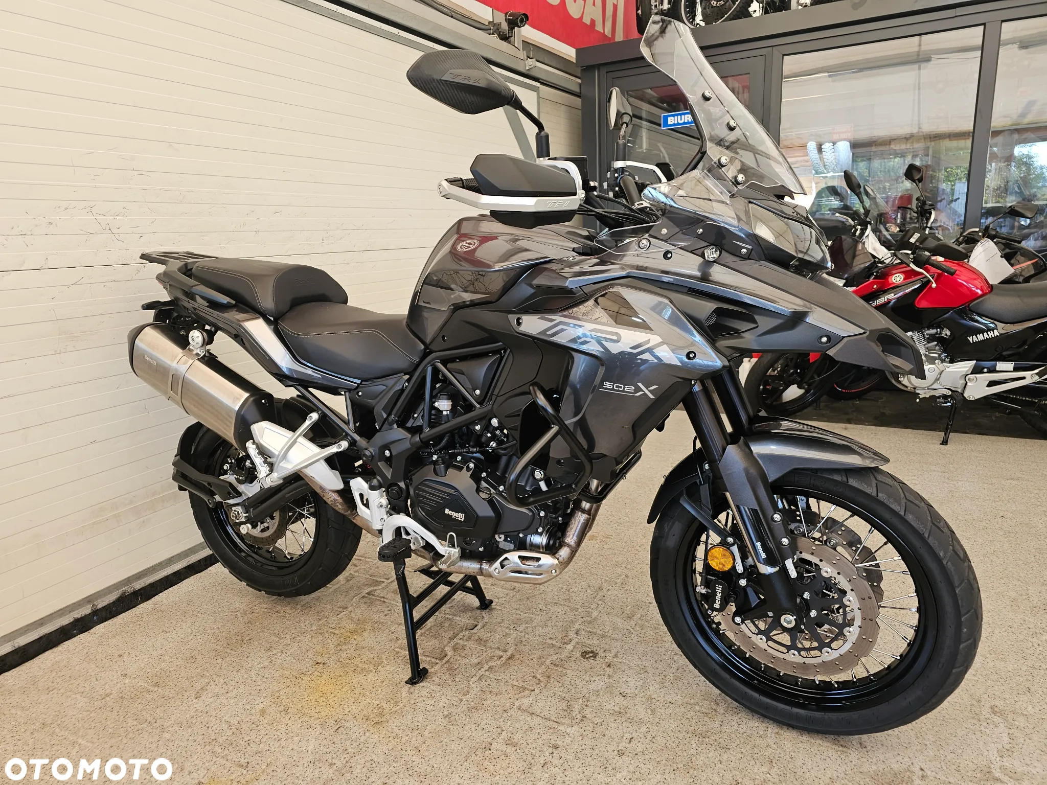 Benelli TRK 502 - 15