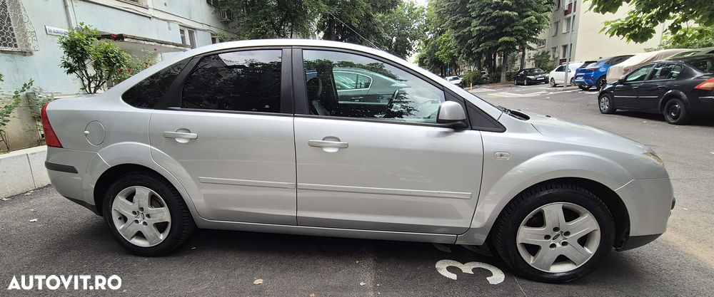 Ford Focus - 4