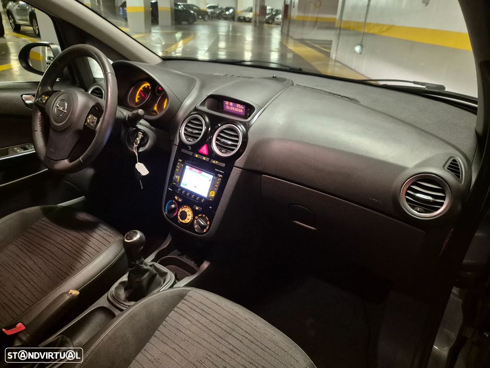 Opel Corsa 1.3 CDTi innovation - 38