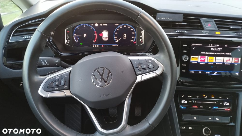 Volkswagen Touran 2.0 TDI SCR DSG Highline - 12