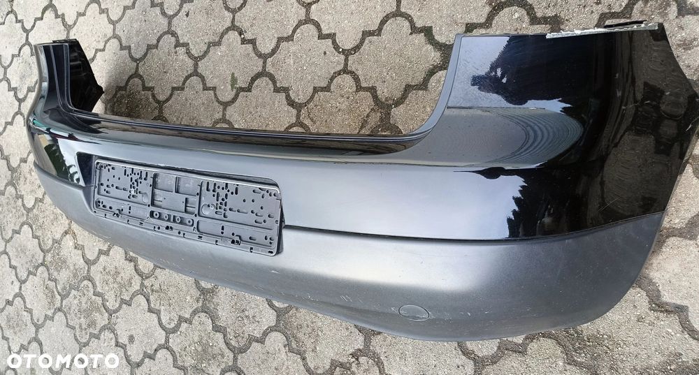 Golf V zderzak tylny tył kolor Volkswagen - 1