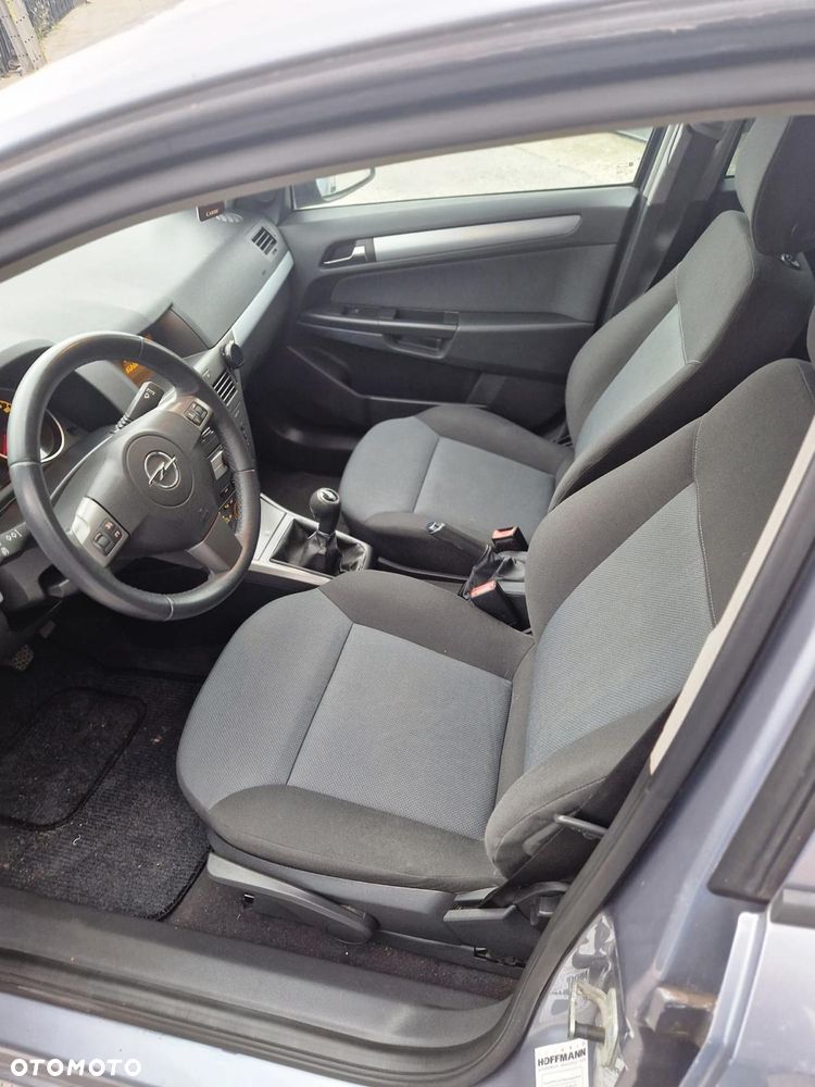 Opel Astra - 37