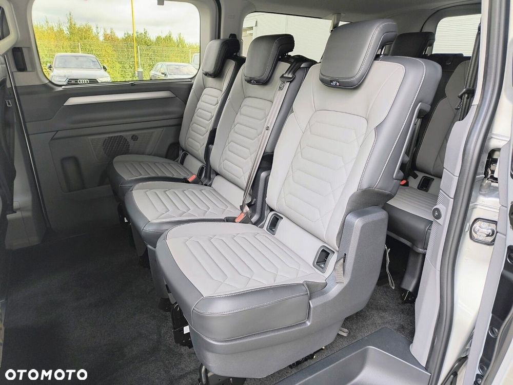 Volkswagen Caravelle - 21