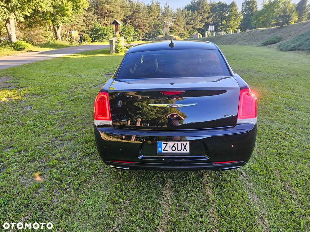 Chrysler 300C - 6