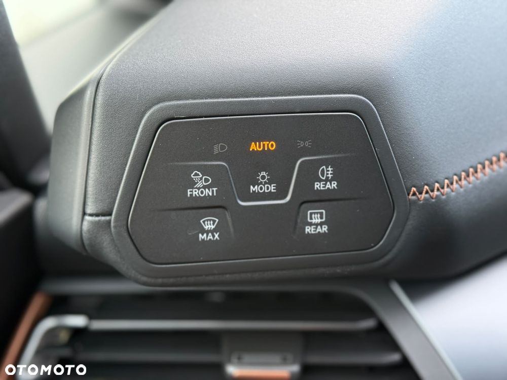 Cupra Born - 36