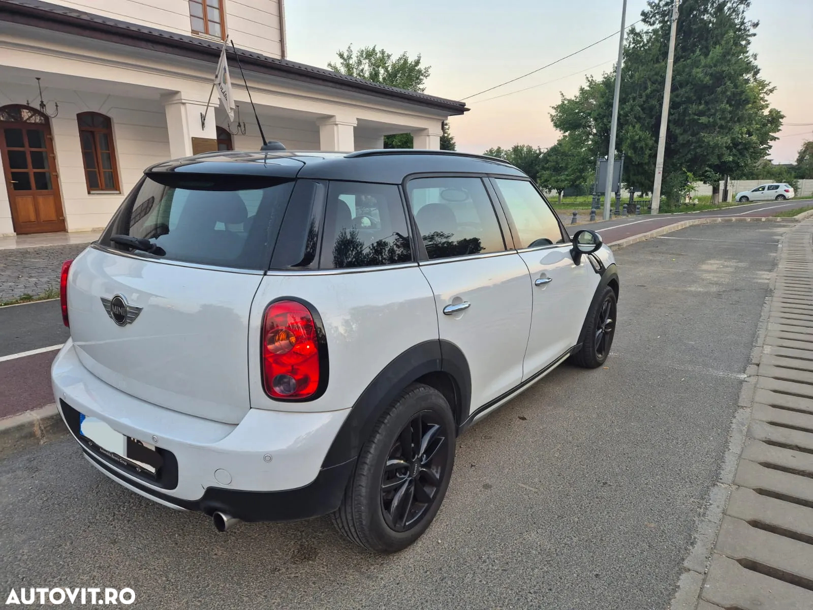 Mini Countryman - 2