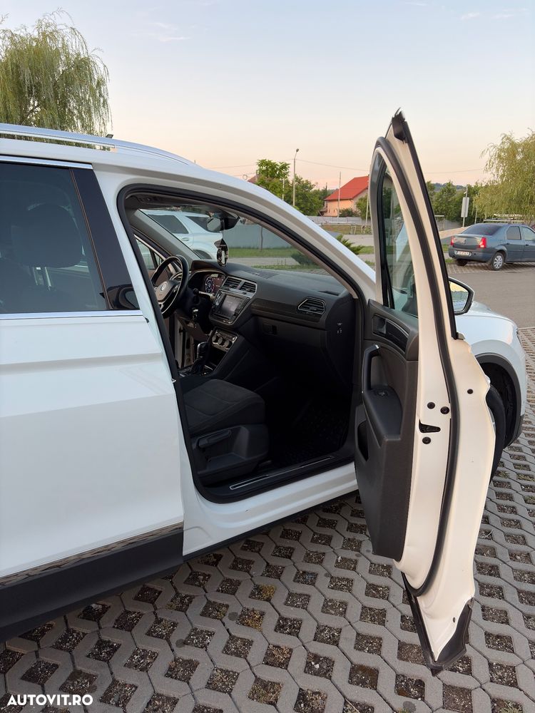 Volkswagen Tiguan 2.0 TDI 4Mot DSG Highline - 17