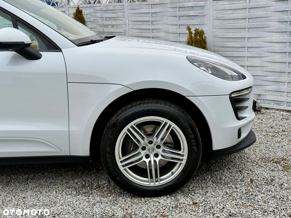 Porsche Macan - 29