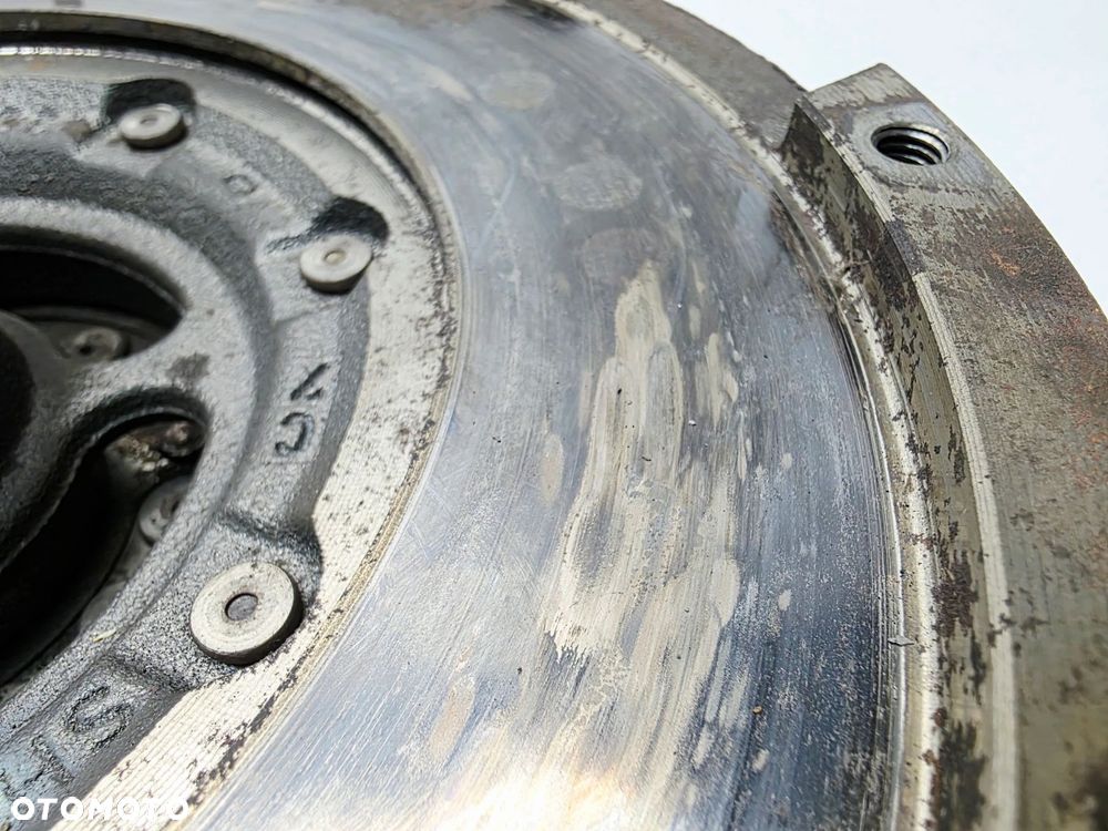 KOŁO DWUMASOWE SPRZĘGŁO AUDI A4 B8 A5 2.0 TDI TFSI 0B1105266AN 5/26 - 4