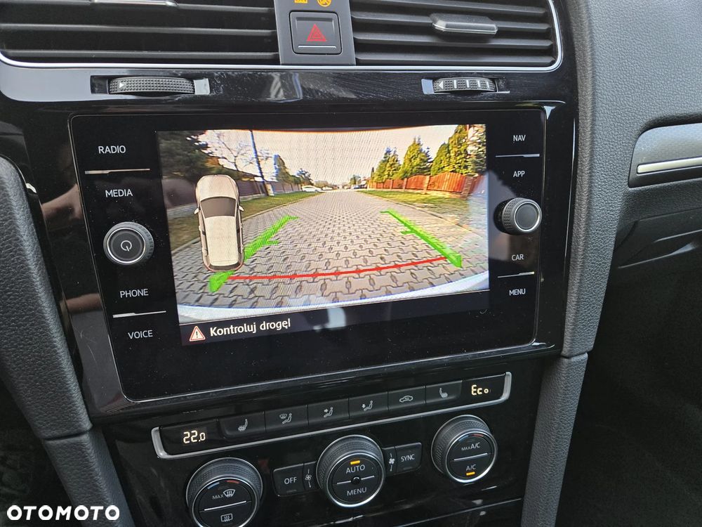 Volkswagen Golf - 37