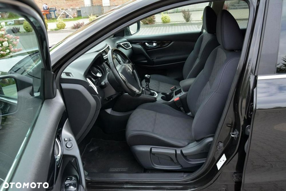 Nissan Qashqai 1.5 dCi Acenta - 19