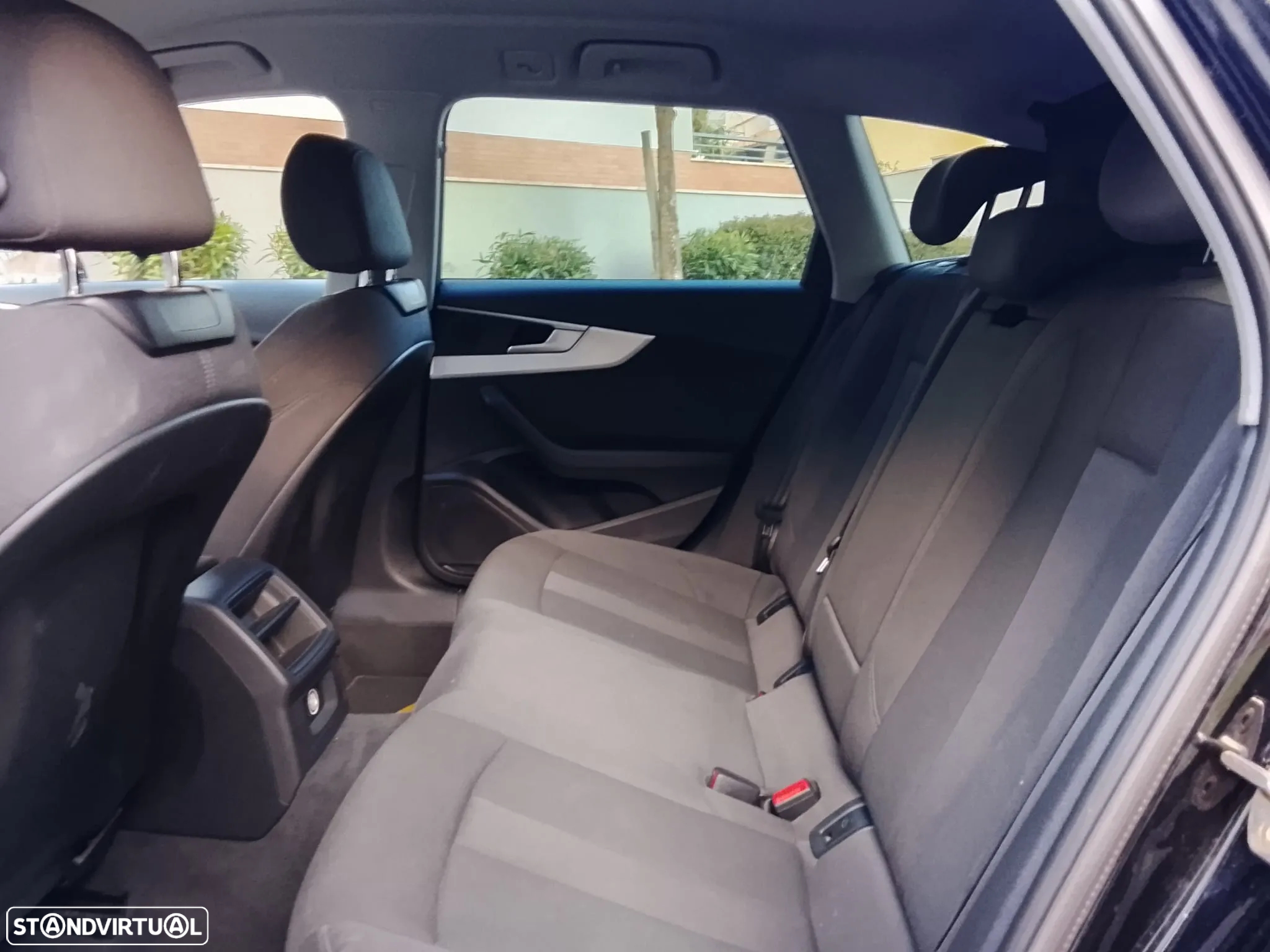 Audi A4 Avant 40 TDI Sport S tronic - 13