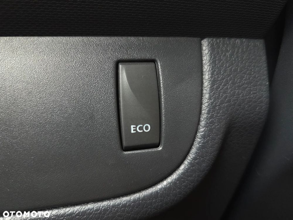 Dacia Sandero TCe 90 Celebration - 30