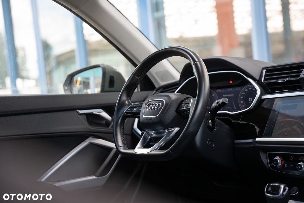 Audi Q3 35 TDI Quattro S tronic S line - 29