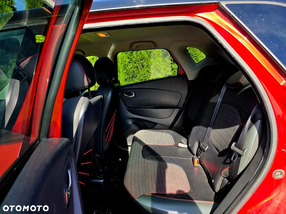 Renault Captur TCe 120 EDC Helly Hansen - 18