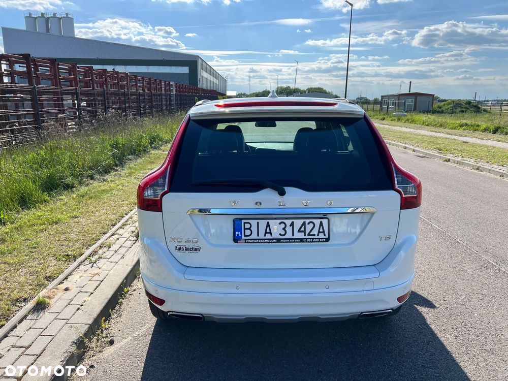 Volvo XC 60 - 5
