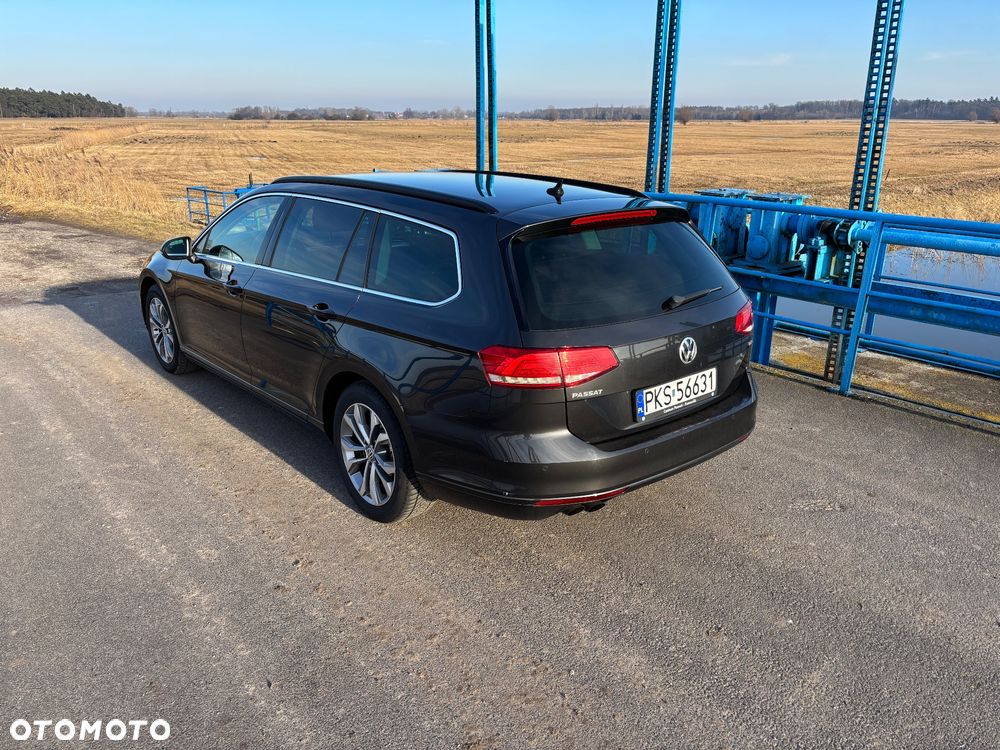 Volkswagen Passat - 6