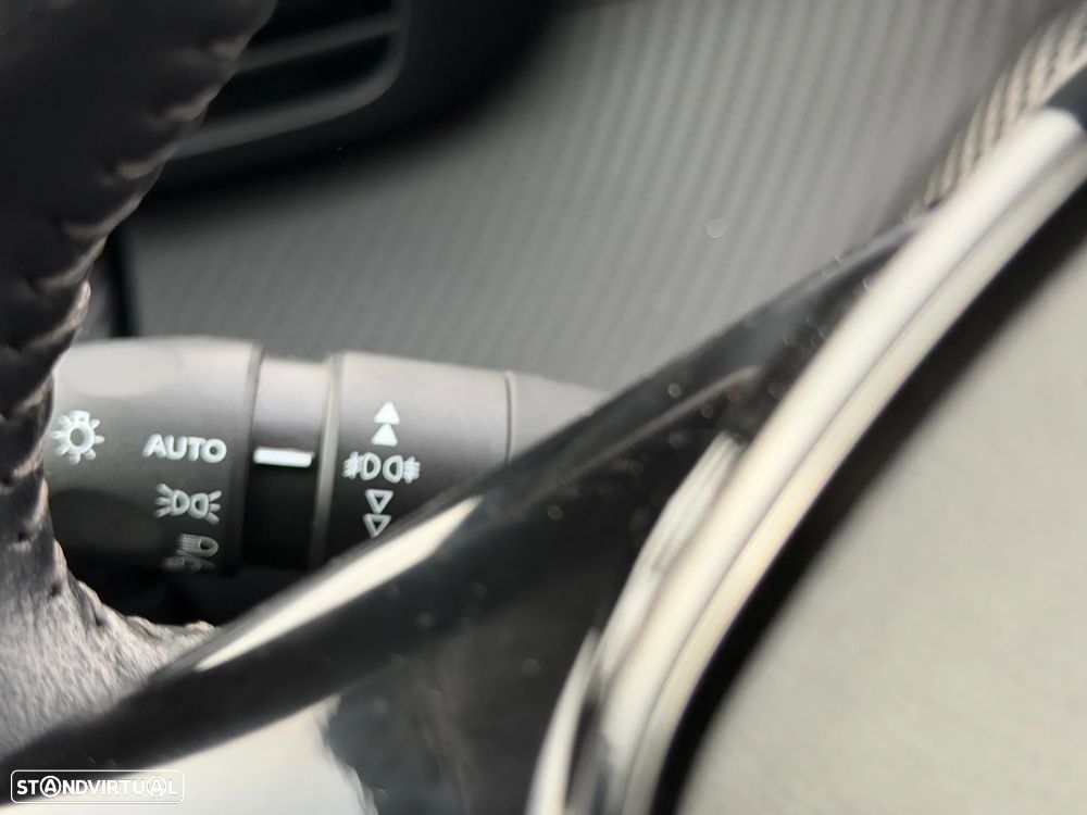 Peugeot e-2008 50 kWh Allure Pack - 8