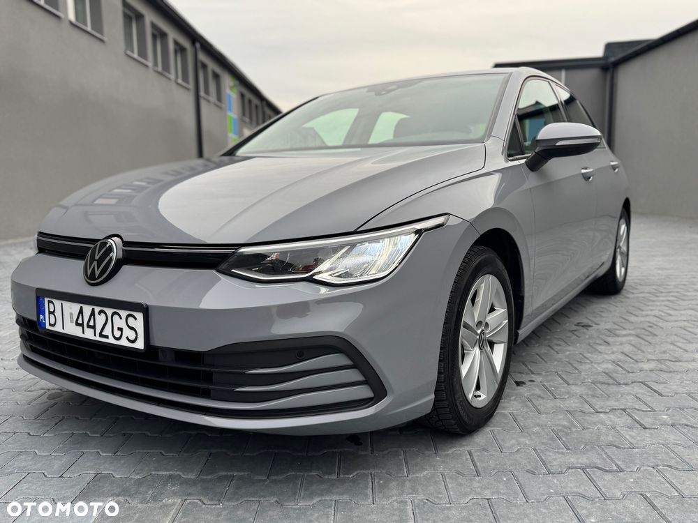 Volkswagen Golf VIII 1.0 TSI Life - 1