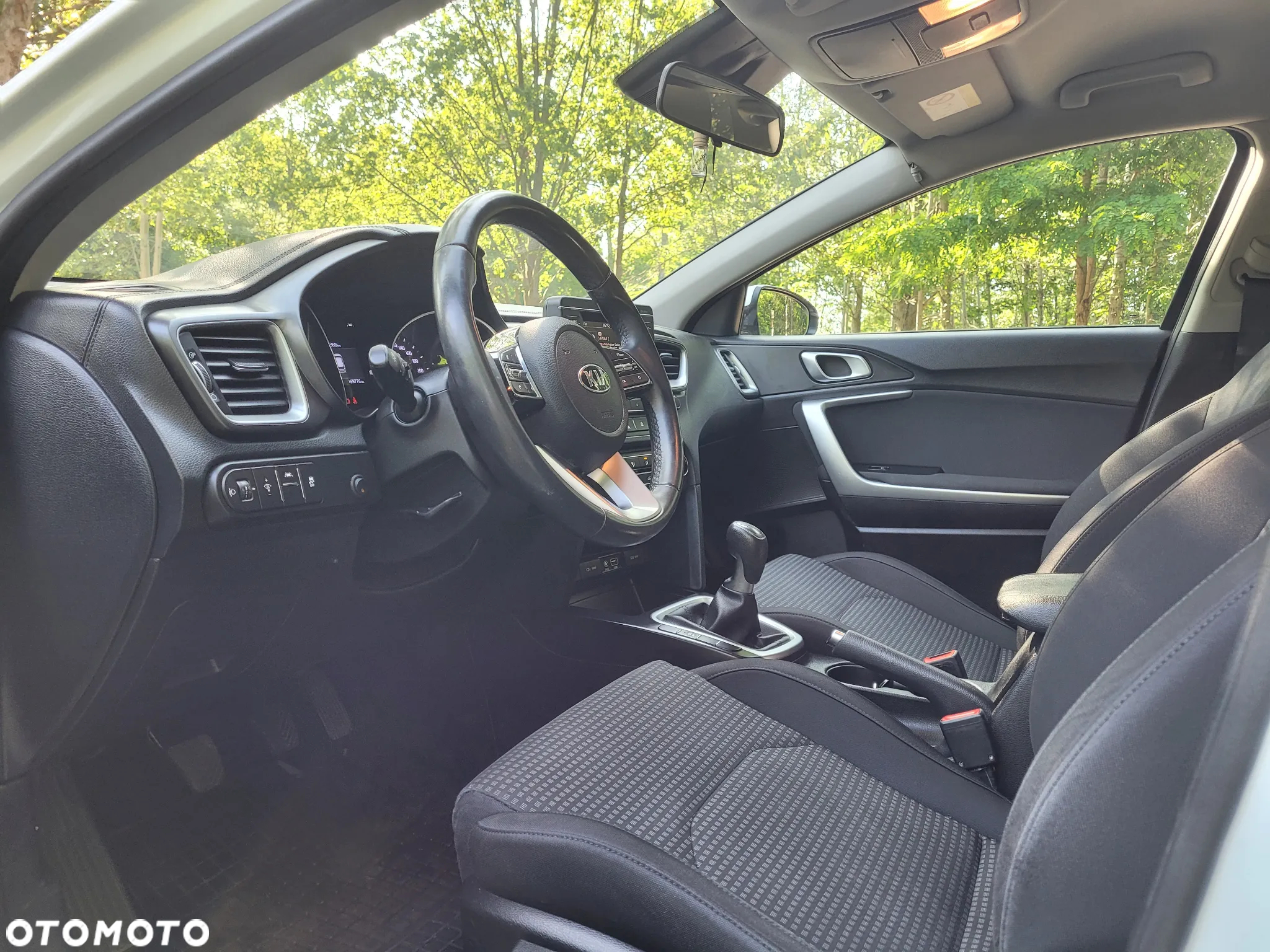 Kia Ceed 1.4 T-GDI M - 16