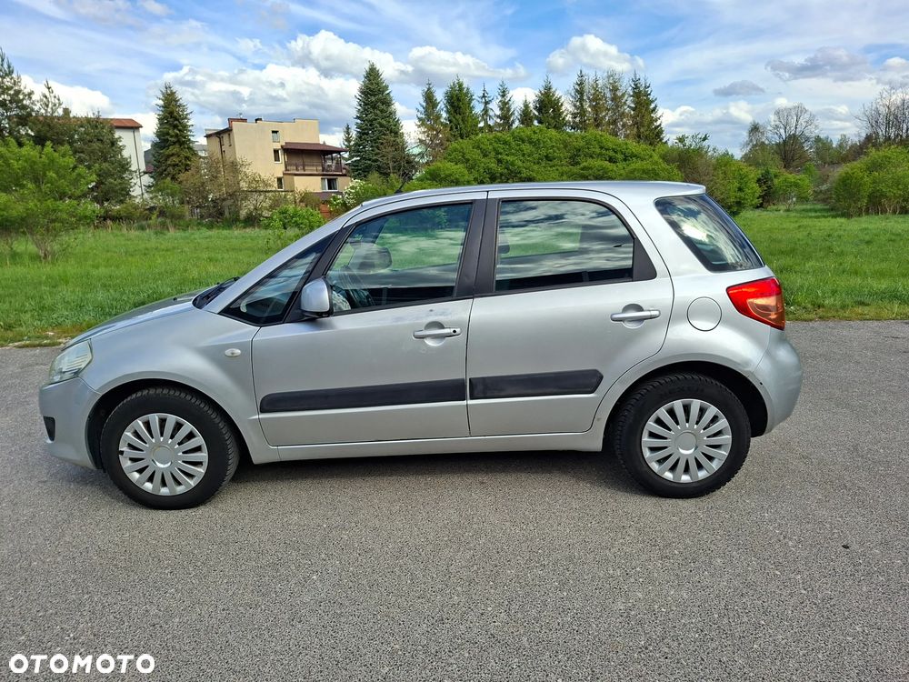 Suzuki SX4 - 5