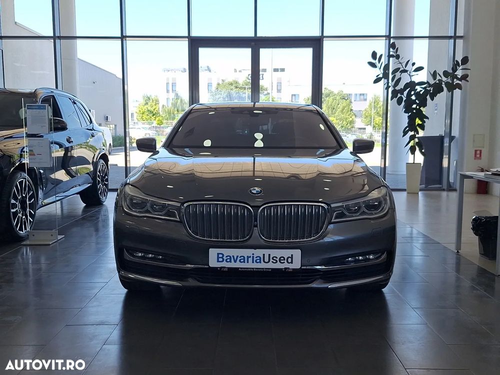BMW Seria 7 740d xDrive - 3