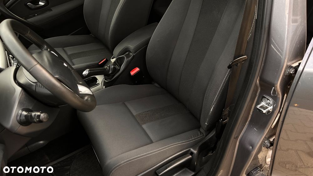 Renault Megane 1.6 16V Dynamique - 16