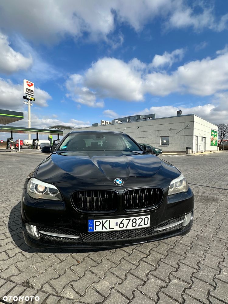 BMW Seria 5 520d Luxury Line - 13
