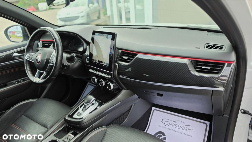 Renault Arkana E-TECH 145 R.S.LINE - 11