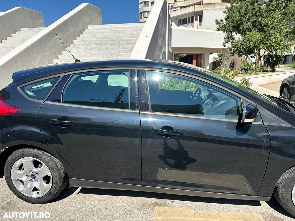Ford Focus - 4