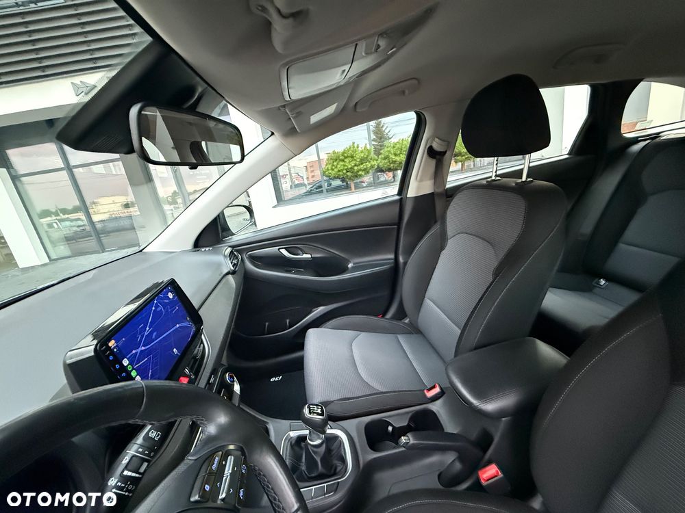 Hyundai i30 1.5 DPI Comfort - 15