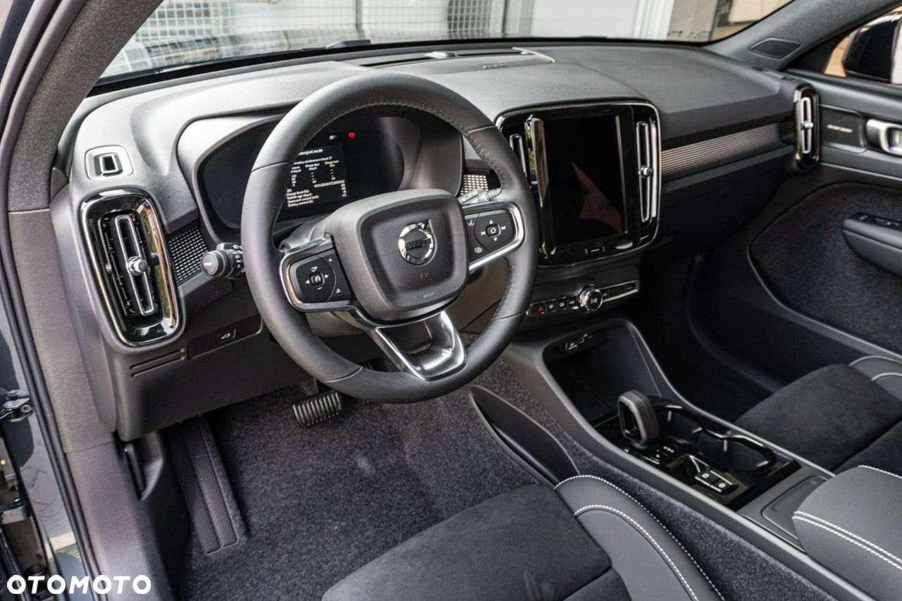 Volvo XC 40 - 11