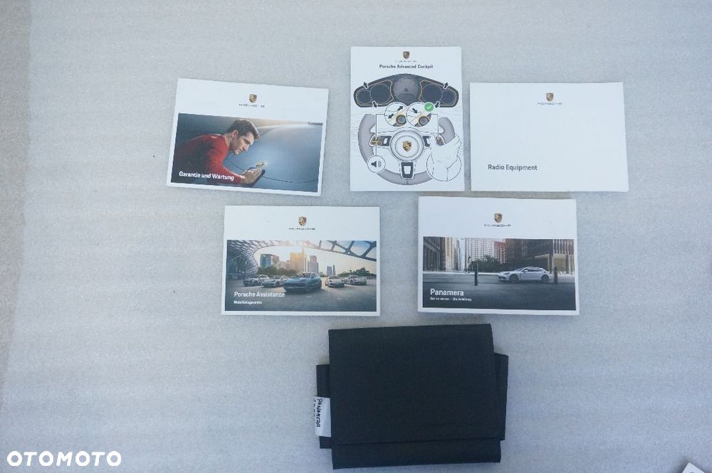 Książka Serwisowa Instrukcja Obsługi Porsche Panamera II 2018