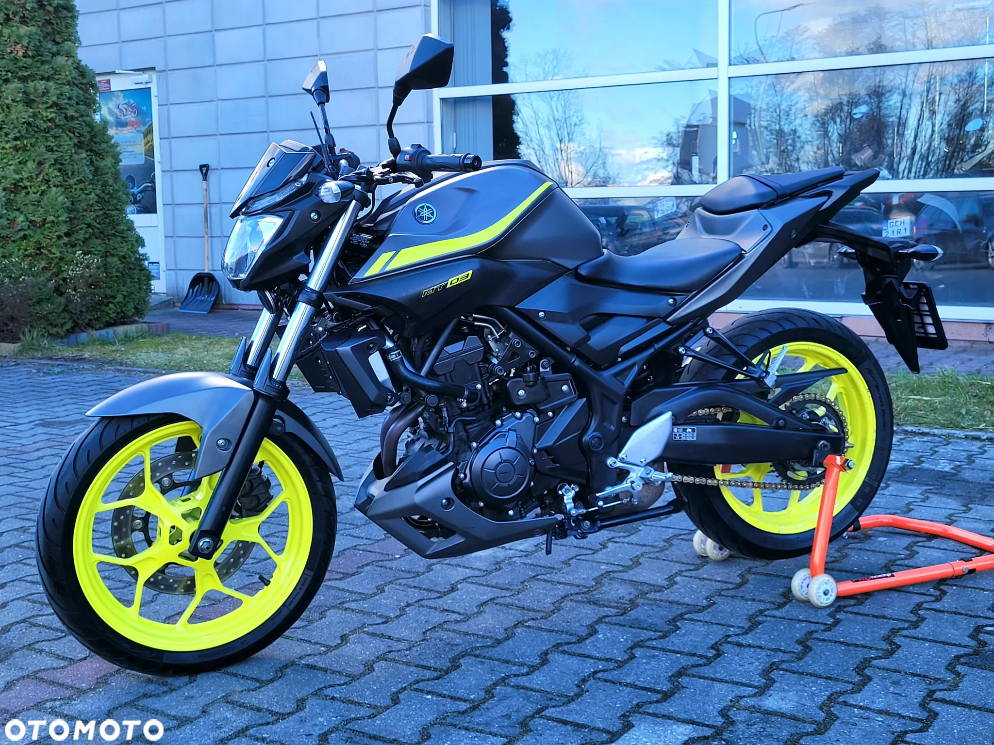 Yamaha MT - 15