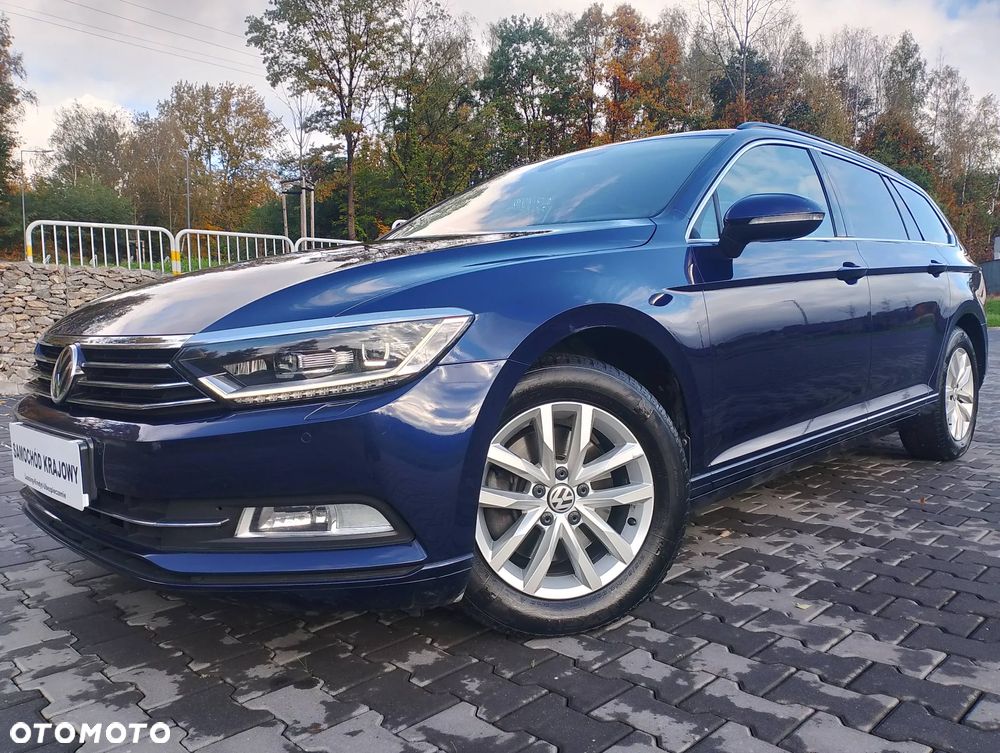 Volkswagen Passat 1.5 TSI EVO Business - 1