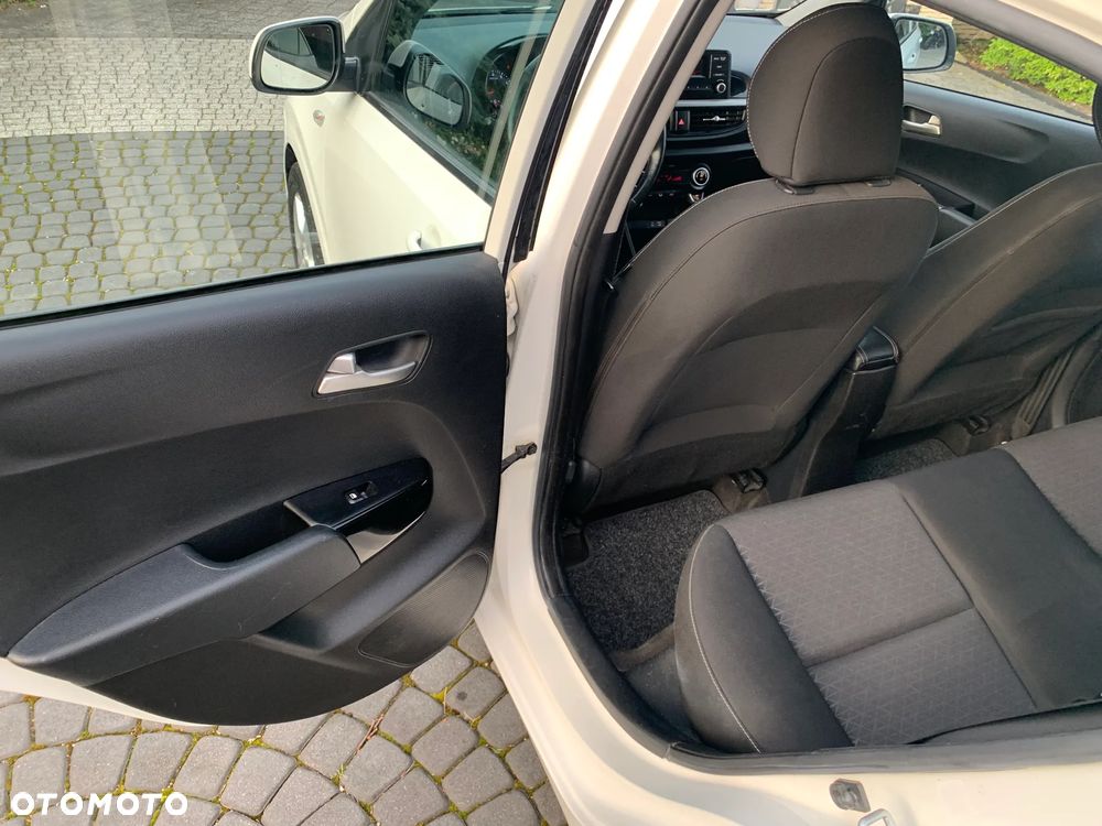 Kia Picanto - 12