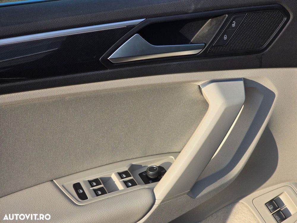 Volkswagen Tiguan - 9